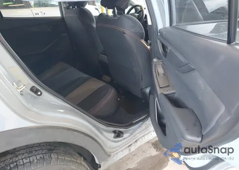 2019 Subaru Crosstrek 2.0I Premium из США, поврежденный, VIN JF2GTACC5KH231273